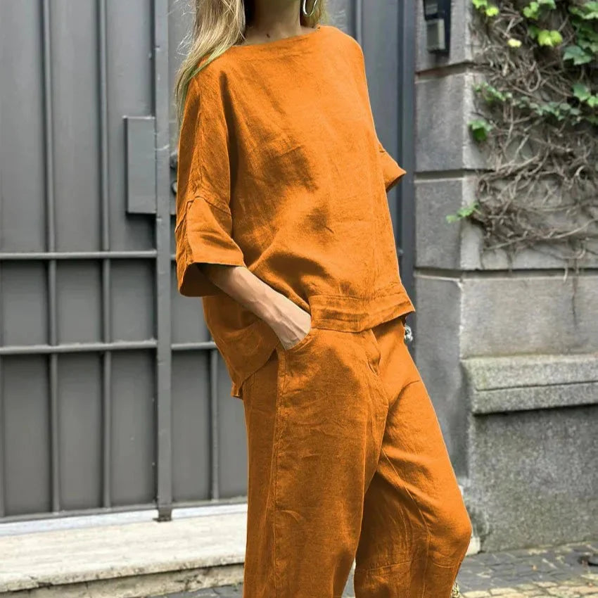 Liora - Minimalist Outfit Set for Women