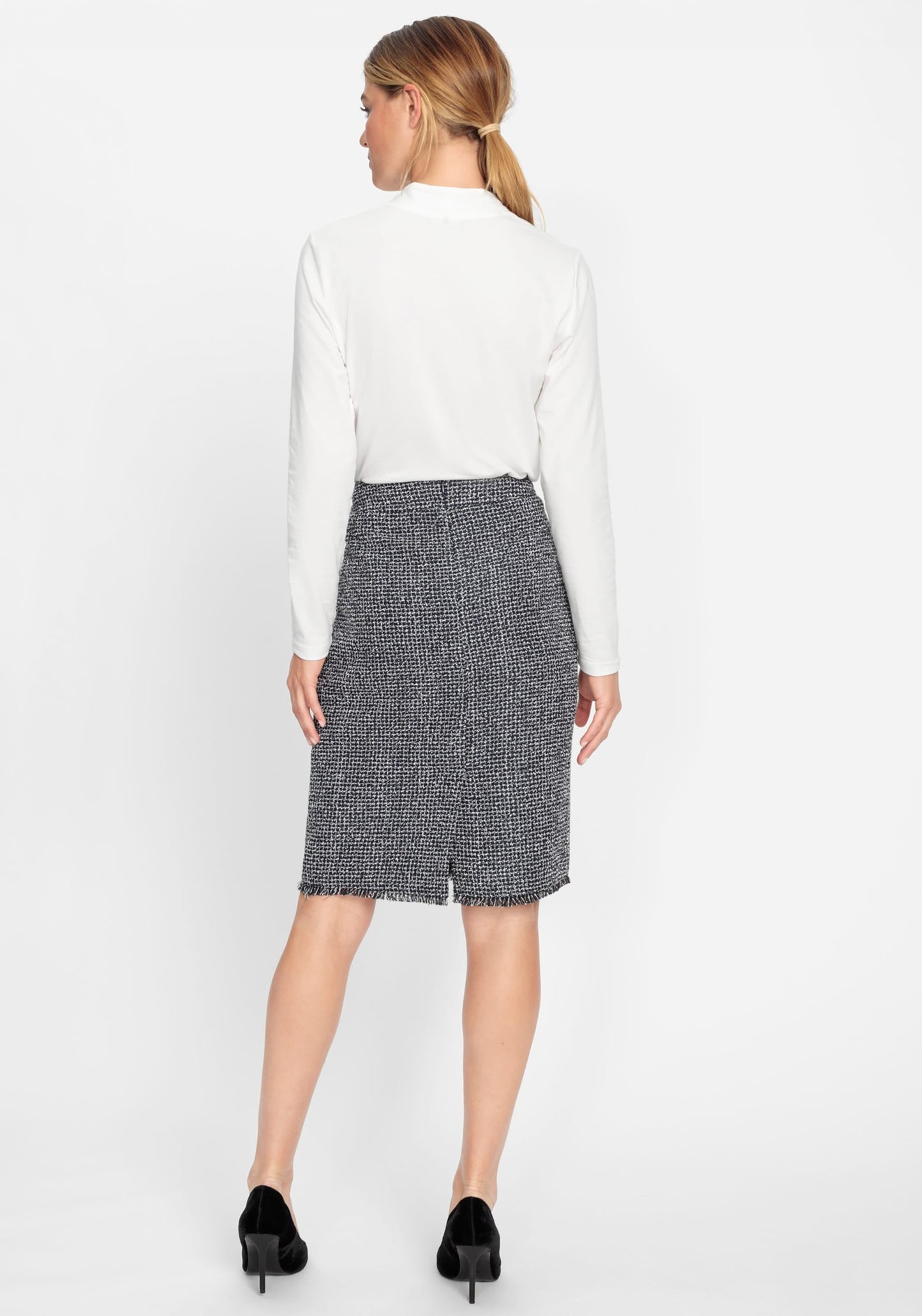 Women's Classic Tweed Skirt with Straight Silhouette