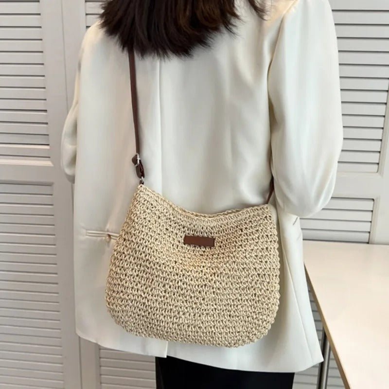 Women's Minimalist Shoulder Bag with Spacious Design