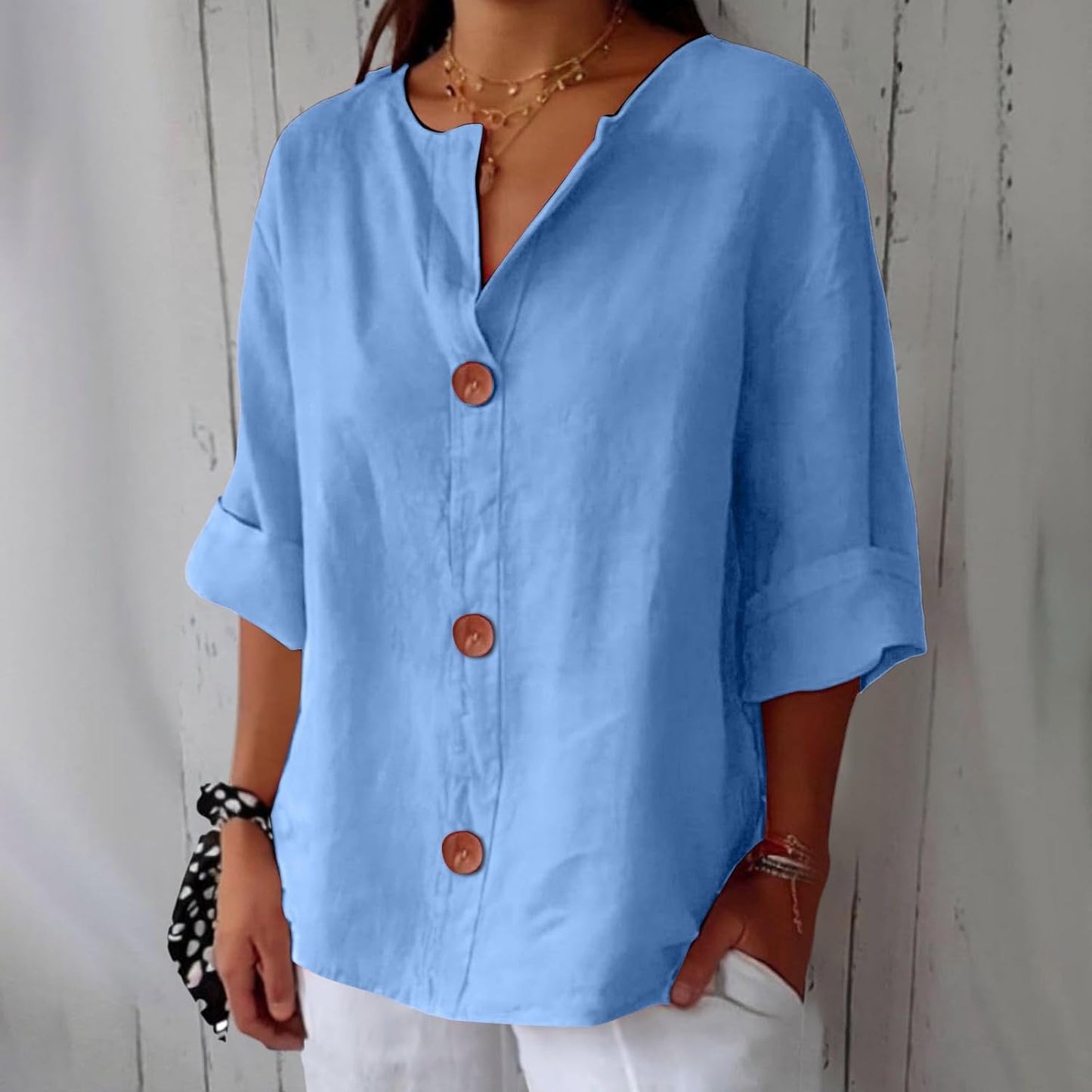 Women's Relaxed Linen Shirt with Versatile Design for Casual Occasions