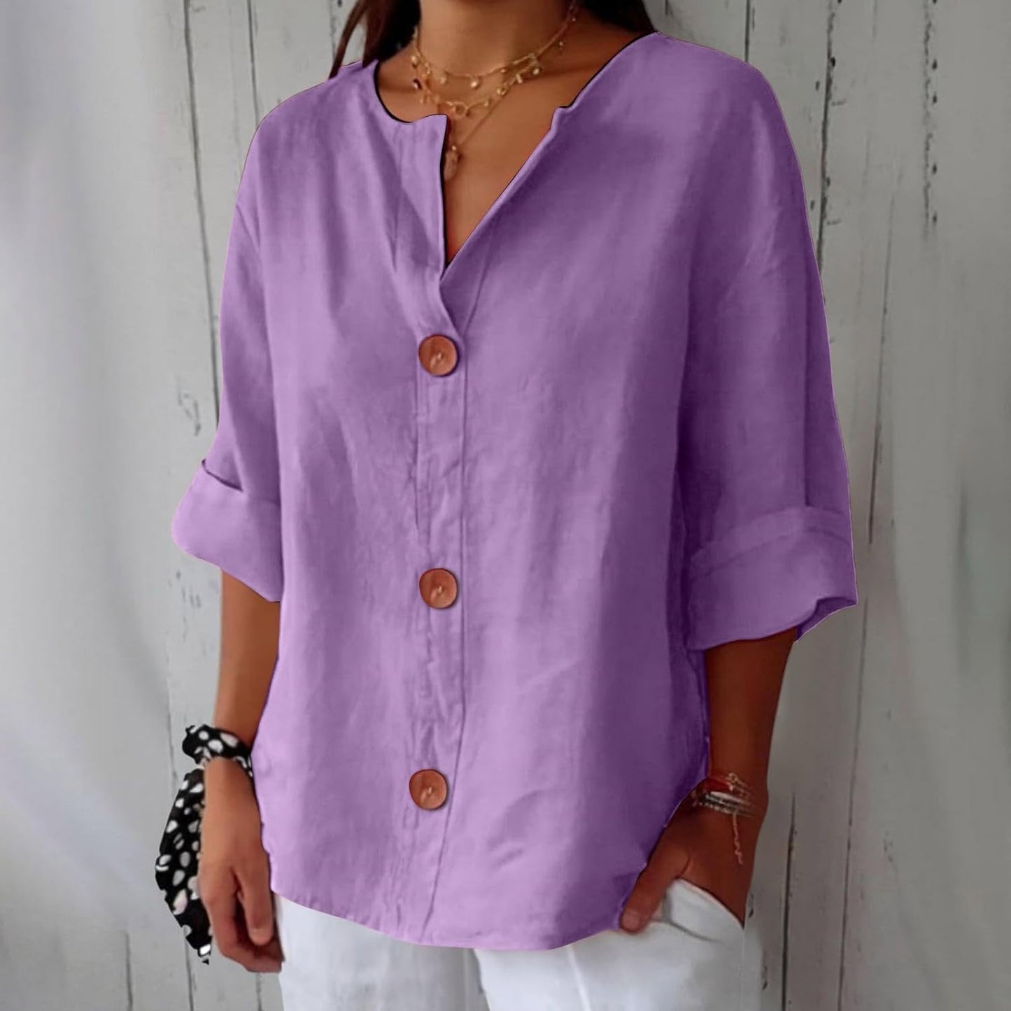 Women's Relaxed Linen Shirt with Versatile Design for Casual Occasions