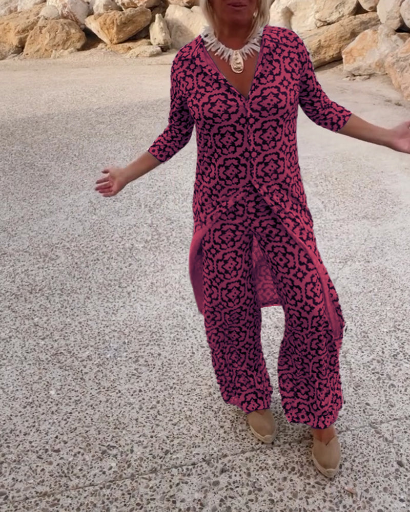 Women’s Vintage Print Set with Collared Blouse and Mid-Rise Pants