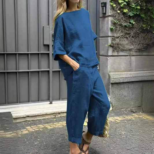 Liora - Minimalist Outfit Set for Women