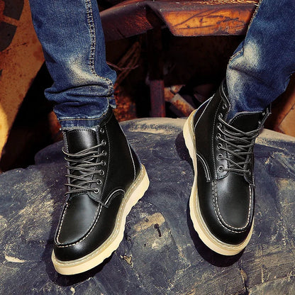 Elegant Men's Retro Boots - Retro Style with Modern Durability