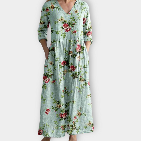 Women's Boho Maxi Dress with Flowy Design for Summer Occasions