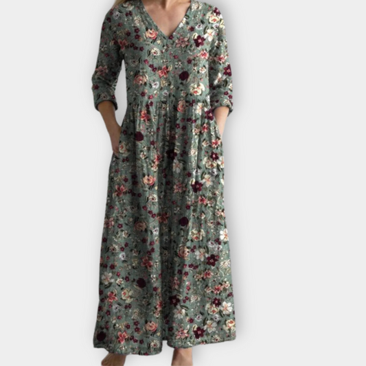Women's Boho Maxi Dress with Flowy Design for Summer Wear