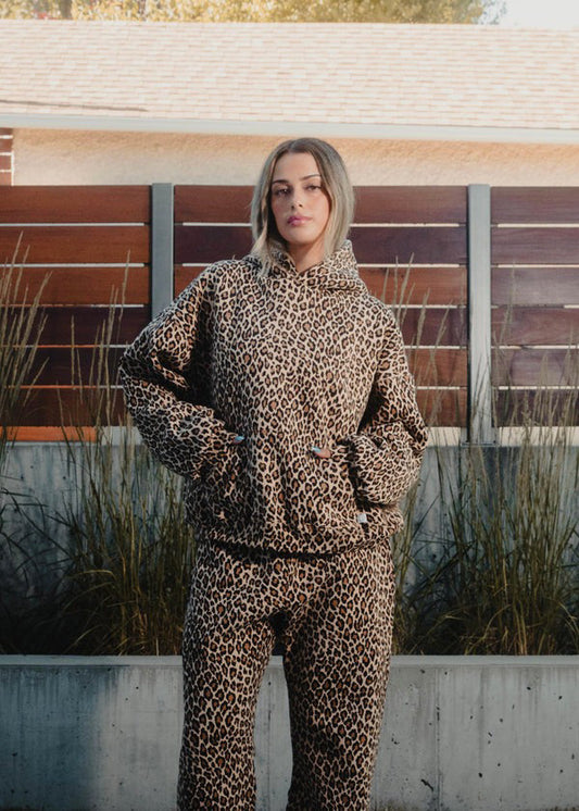 Women's Comfortable Hoodie with Leopard Print Design