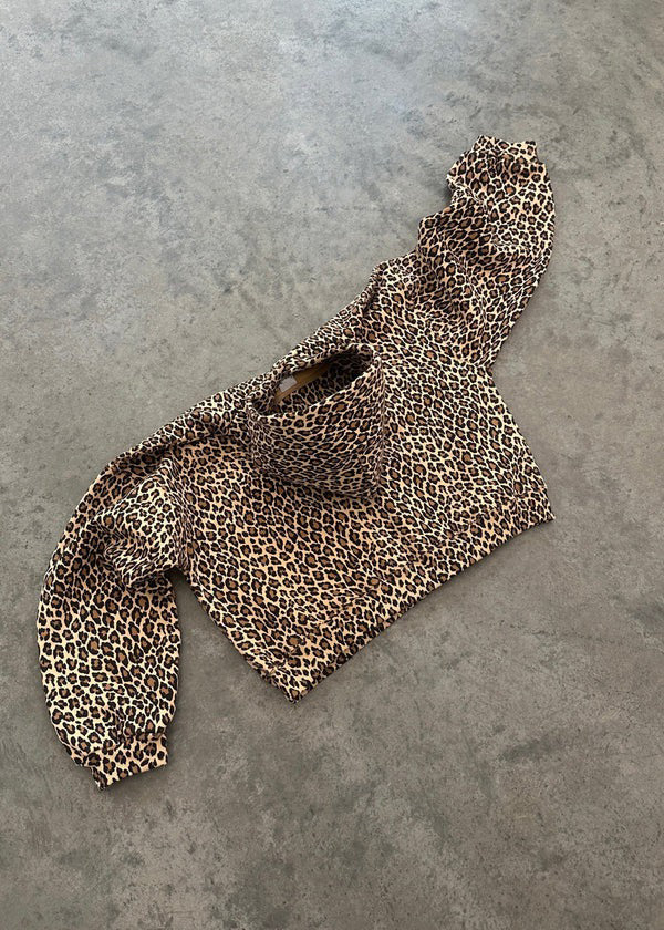 Women's Comfortable Hoodie with Leopard Print Design