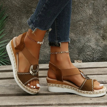 Women's Comfortable Platform Sandals with Adjustable Straps