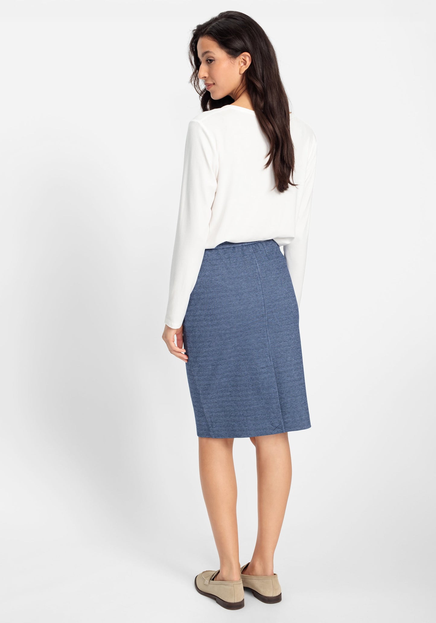 Women's Comfortable Pull-On Skirt with Micro Puppytooth Design