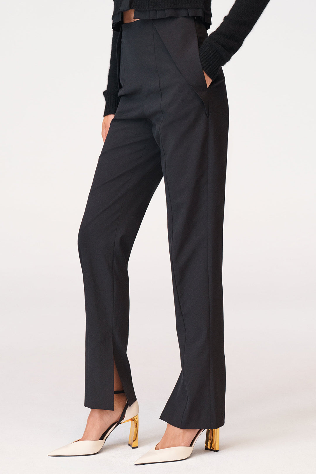 Women's High-Waisted Trousers with Pleated Detailing