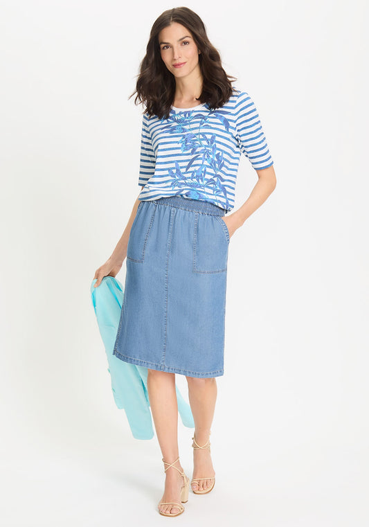 Women's Lightweight Denim Skirt with Classic Design