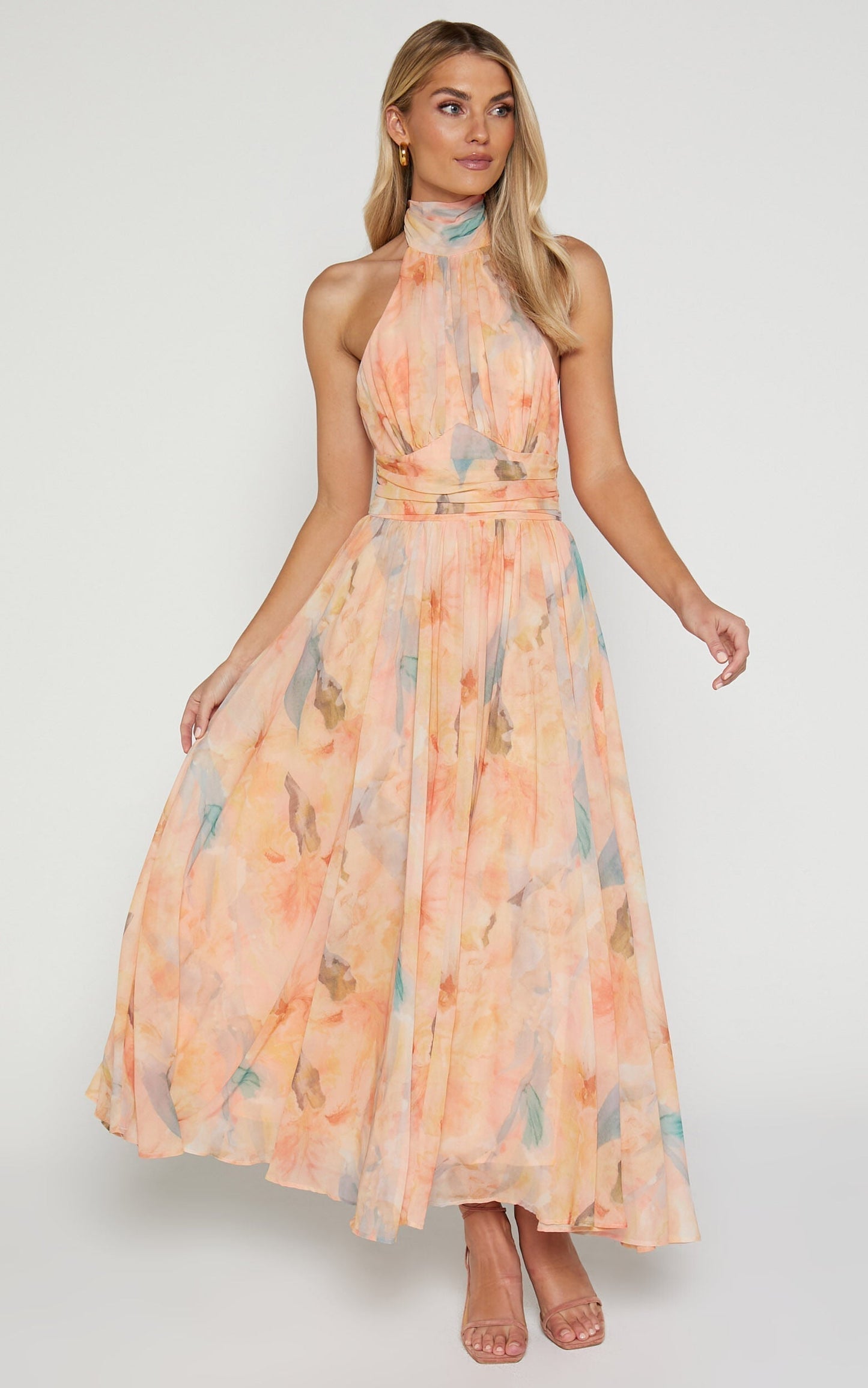 Women's Maxi Dress with Open-Shoulder Halter Design for Summer Occasions