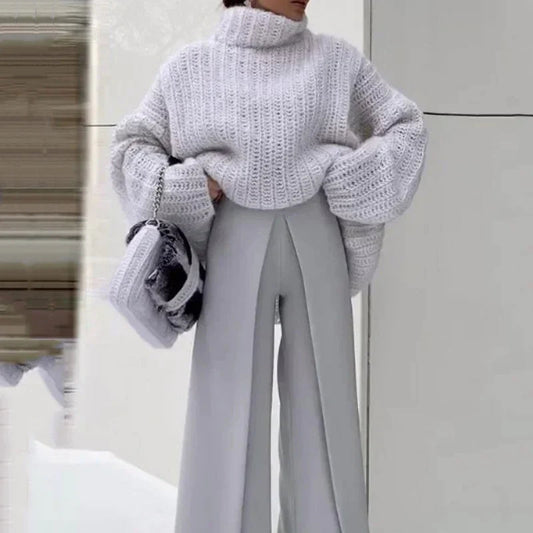 Women's Relaxed Fit Loungewear Set with Two-Piece Design
