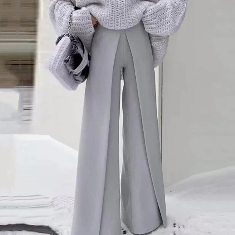 Women's Relaxed Fit Loungewear Set with Two-Piece Design