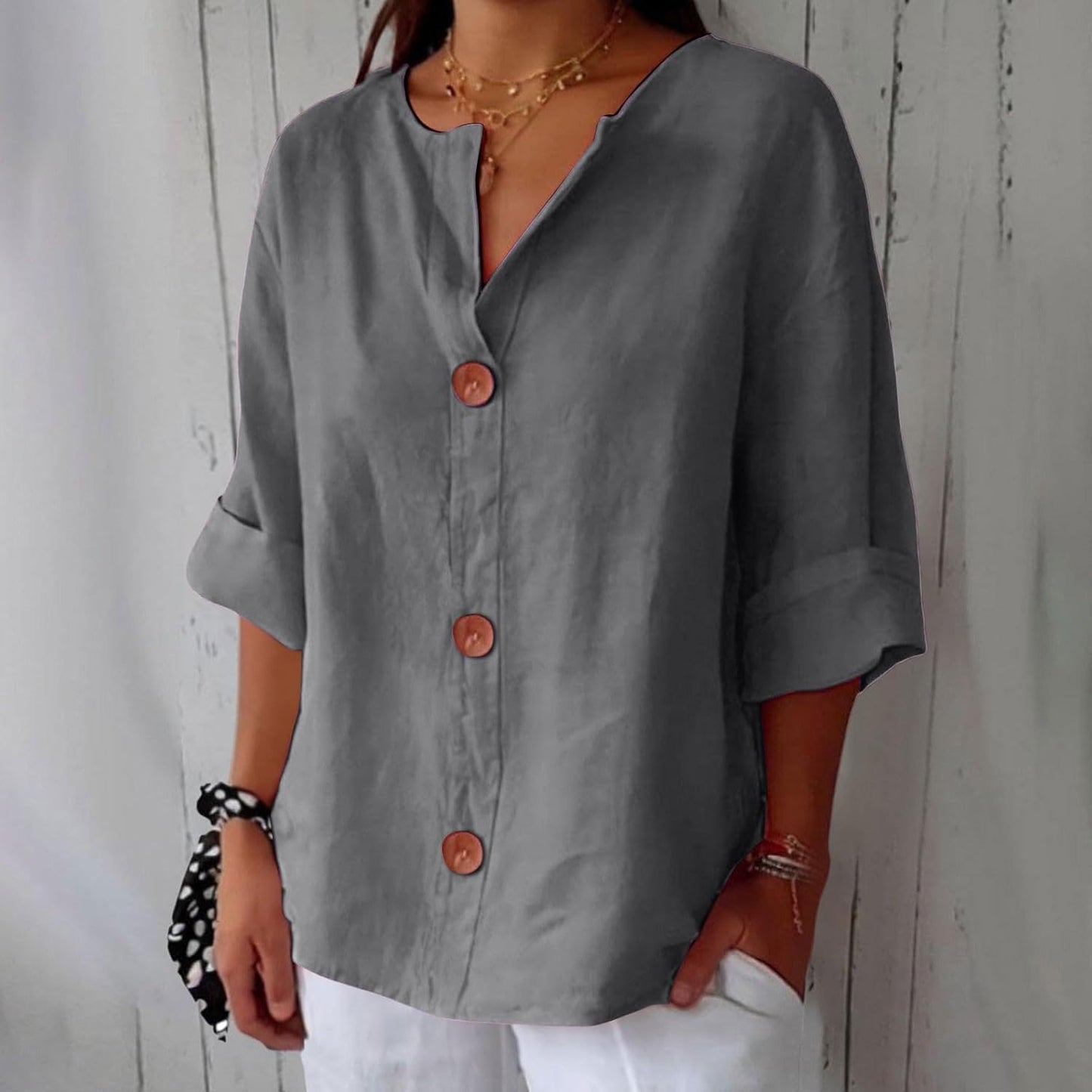 Women's Relaxed Linen Shirt with Versatile Design for Casual Occasions